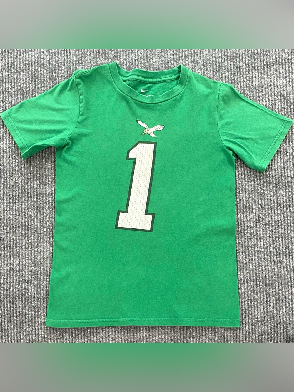 Nike Jalen Hurts Philadelphia Eagles Player T-shirt Green Size Youth M (10-12)